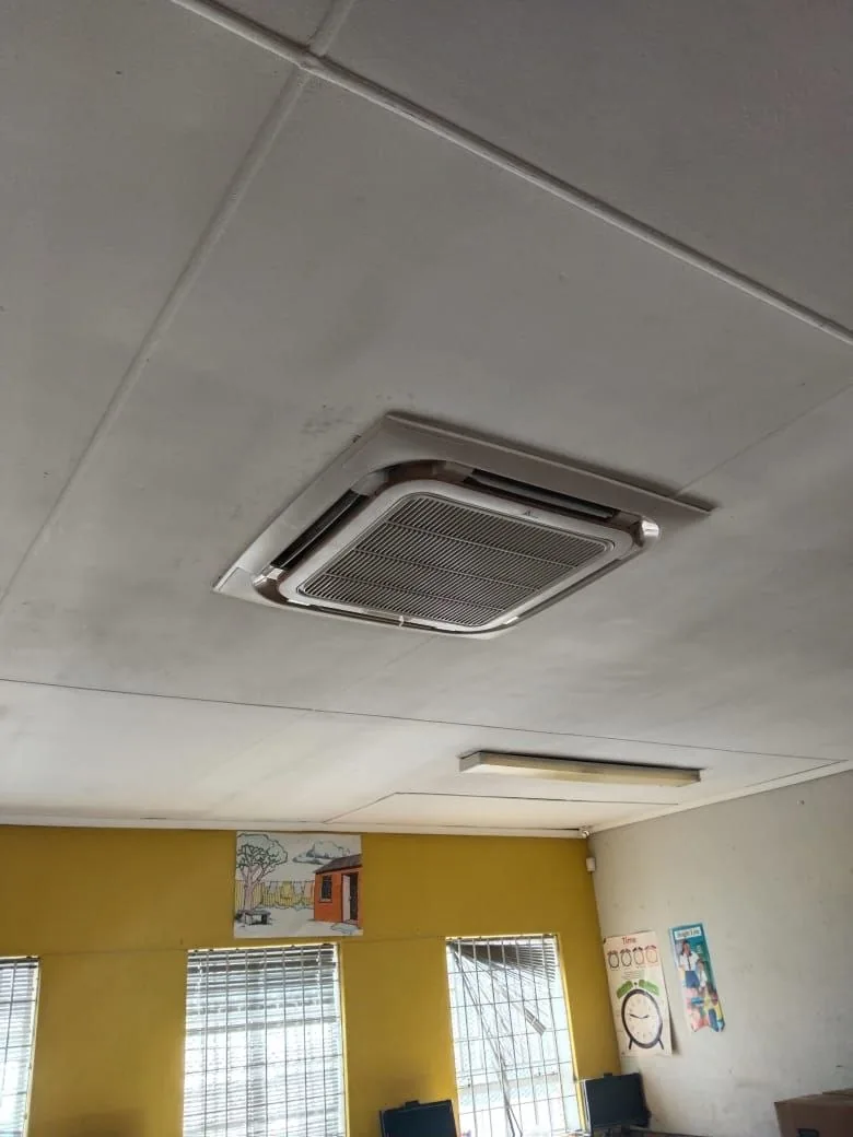 Ceiling cassette air conditioner installation