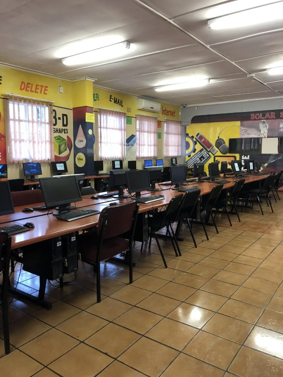 School computer laboratory installation